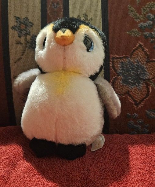 TY BEANIE BABIES " PONGO" THE PINGUIN PLUSH TOY APROX 6"INCHES PRE-OWNED