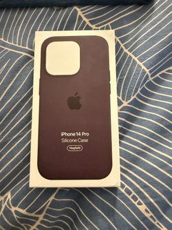 Apple iPhone 14 Pro Silicone Case (MagSafe) – NEW
