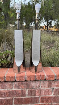 70’s Laurel chrome lamps Cast Medal   