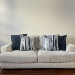 Delozier 87” Sofa with cushion