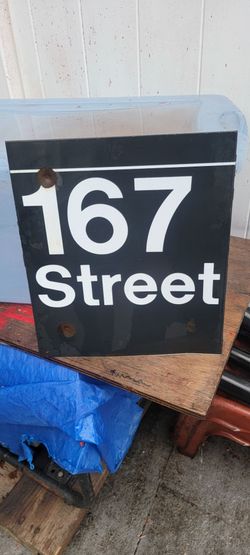 167th Street Subway sign