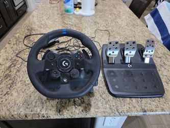 Logitech Race Wheel And Pedals
