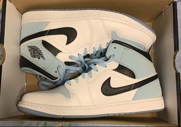 Air Jordan’s University Blue Men Size 11