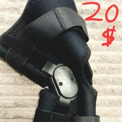 Performance Knee Brace DonJoy Dry Tex Medium Hinged Brace