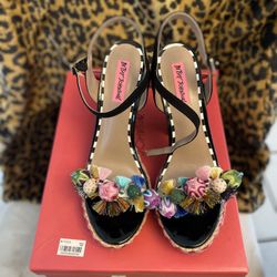Betsy Johnson Polka dot Heels