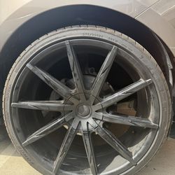 4 - 24” Concave Wheels 5x108 – Range Rover / Jaguar – $700