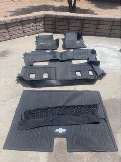 Chevy floor mats for suburban 15-20
