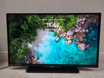 Phillips 40" LCD Smart TV with PC Monitor HDMI