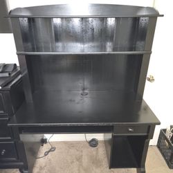 Black Computer Desk