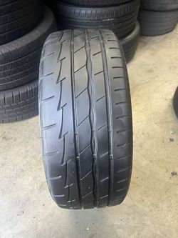 215 45 17 Firestone firehawk