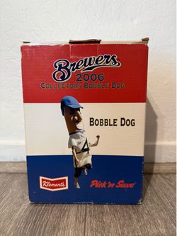 BD&A Milwaukee Brewers 2006 Collectors Series Hot Dog #4 Bobblehead
