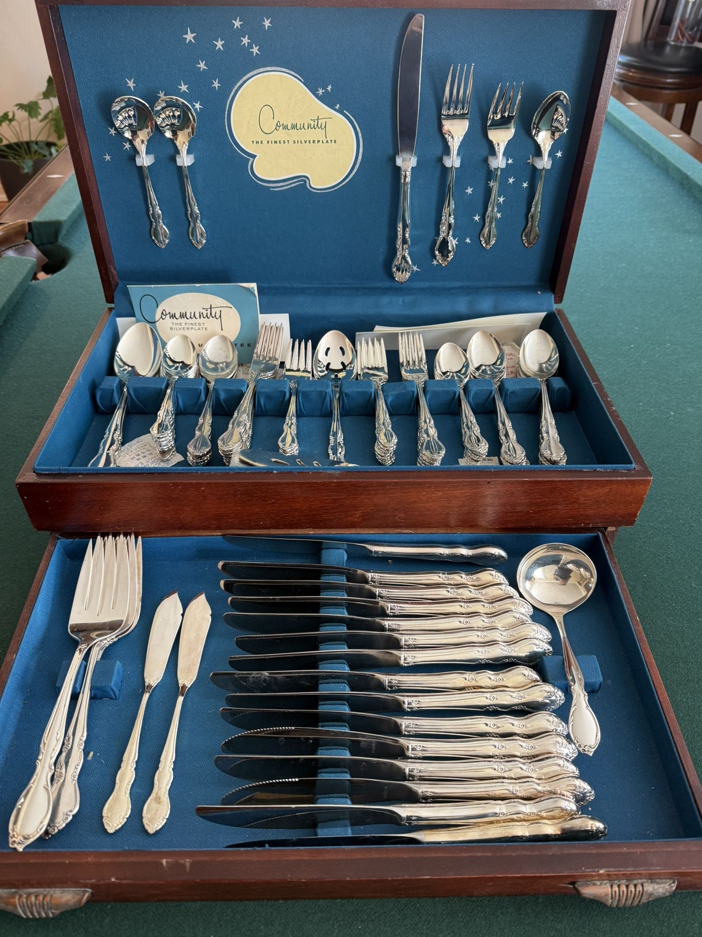 Vintage Community Silverplate Flatware Set – Service for 16 with Serving Pieces & Chest
