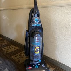 Bissell CleanView Helix Vacuum