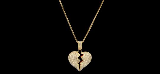 heartless pendant with 18k gold plated rope chain