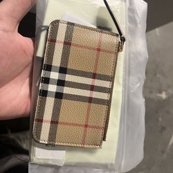 100% Authentic Burberry Kelbrook Check Zip Wallet