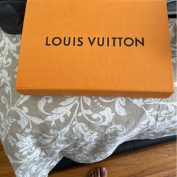 Louis Vuitton Box for Sale in Dallas, TX - OfferUp