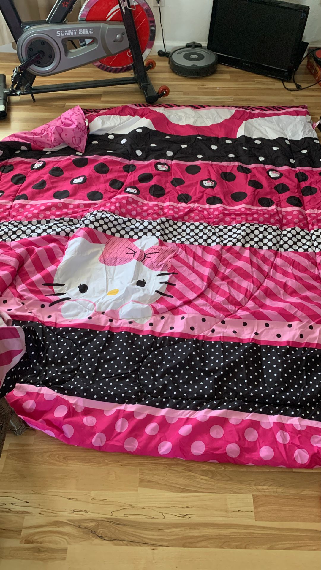 Hello kitty bedding set