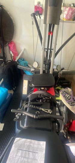 Bowflex ultimate 2 like new tons of extras