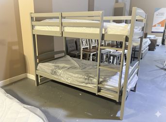 New Twin/Twin Bunk Bed & Mattress 