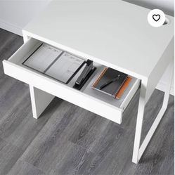 Small Ikea Desk!!