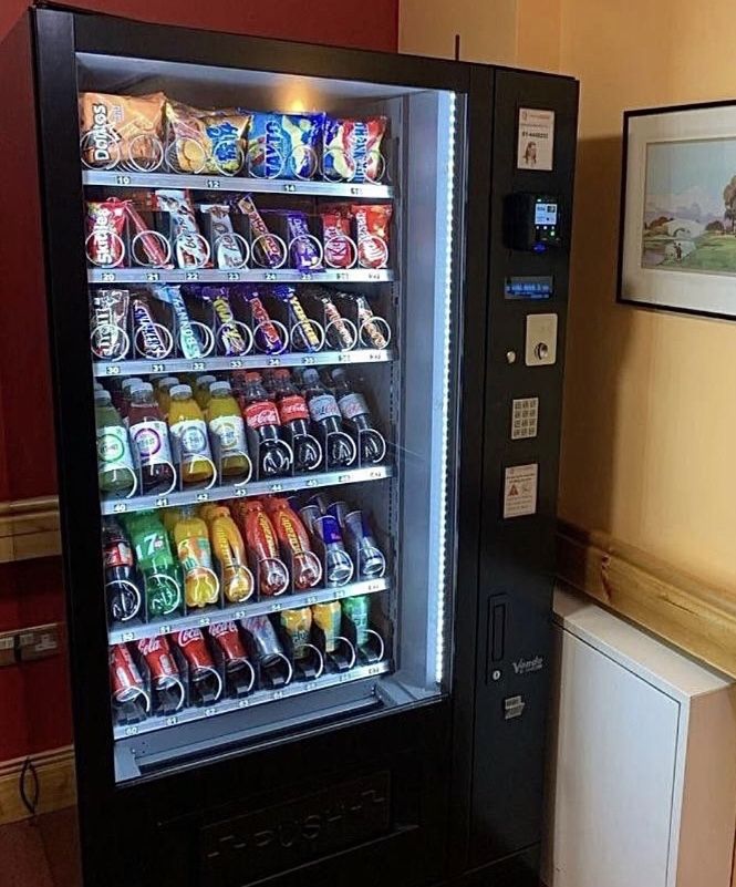 AMB350 Snacks Combo Vending Machine With Credit Card Reader