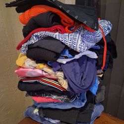 25 pieces ladies xs-s clothing lot (includes a waist trimmer) $25 FIRM for ALL!