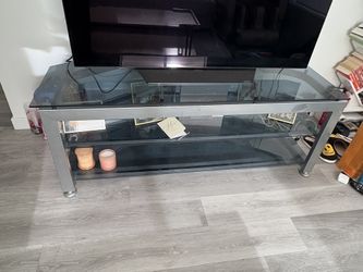 60 INCH TV STAND