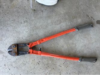 24 in Bolt Cutters