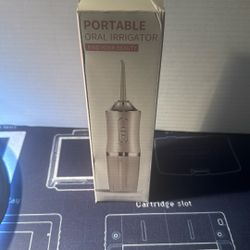 Portable Oral Irrigator 