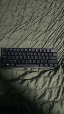 Razer huntsman mini keyboard (purple switches)
