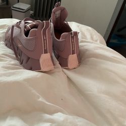Size 10 Women’s Reebok