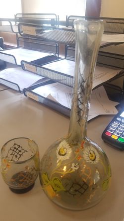 Glass decanter