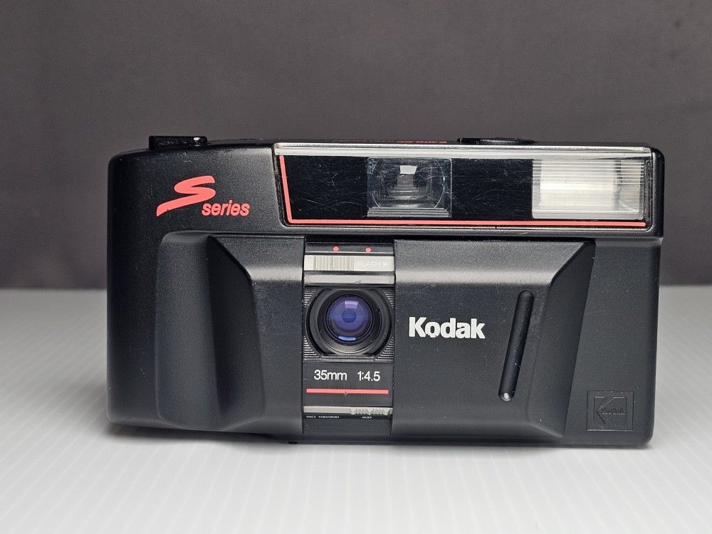 Kodak S100 EF S Series 35mm Film Camera