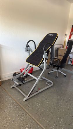 Inversion table