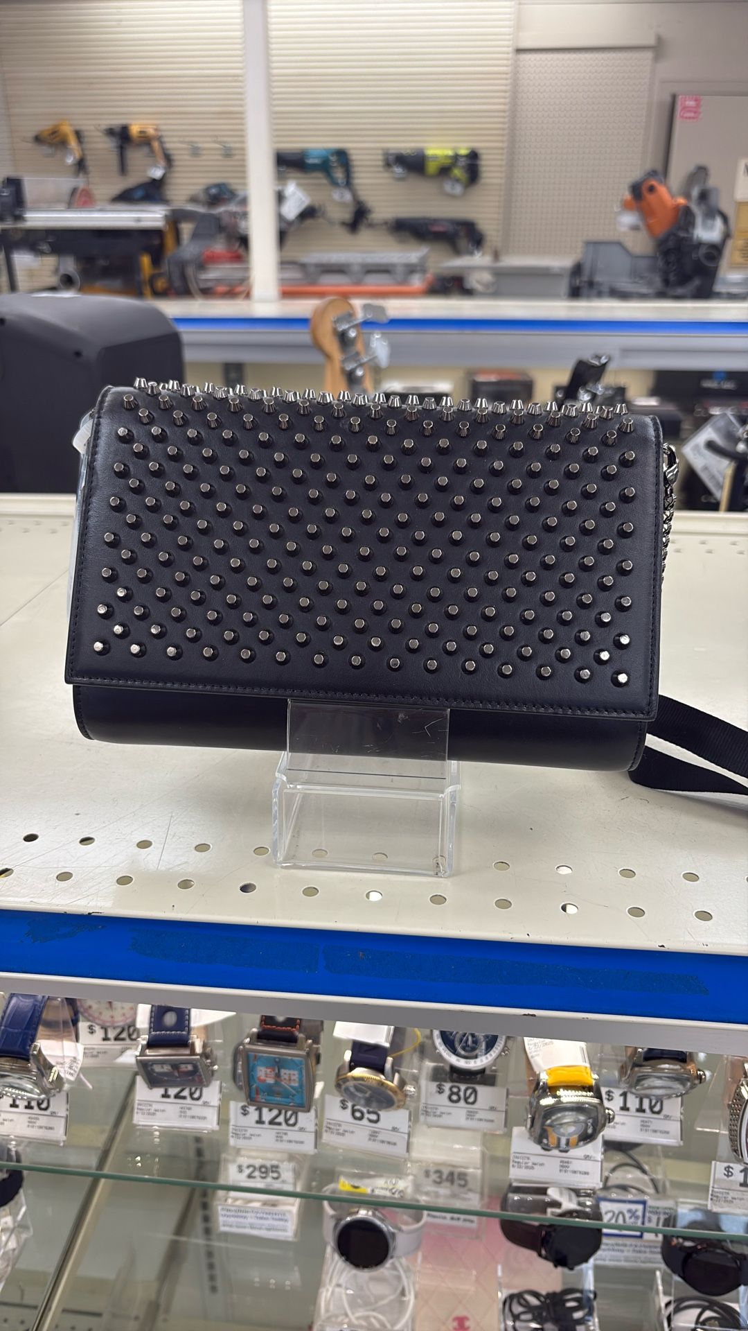 Christian L Purse