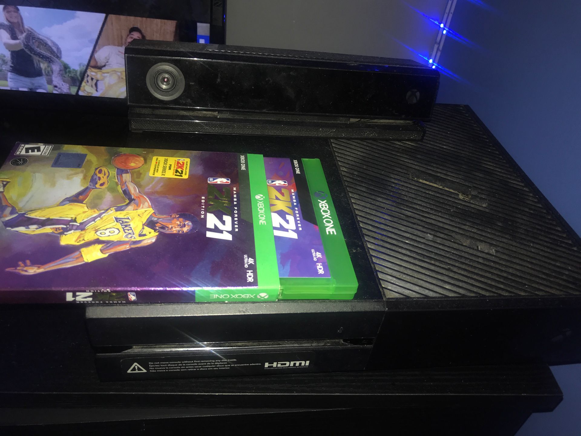 Xbox One With Kobe Edition