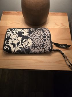 Vera Bradley Wallet Wristlet 
