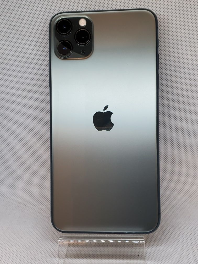 iPhone 11 pro max tmobile 64gb green color come with box and charger clean esn for only $899.99 price is firm pick up only