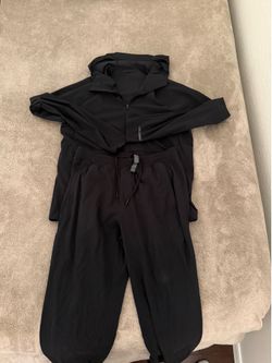 Black Lululemon Pace Breaker Set
