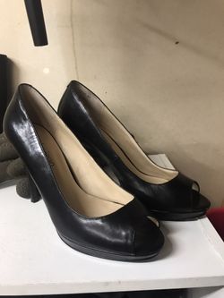Black peep toe