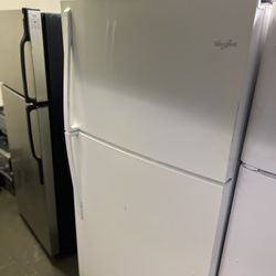 Whirlpool 33”Wide Top Freezer Refrigerator Gloss White 