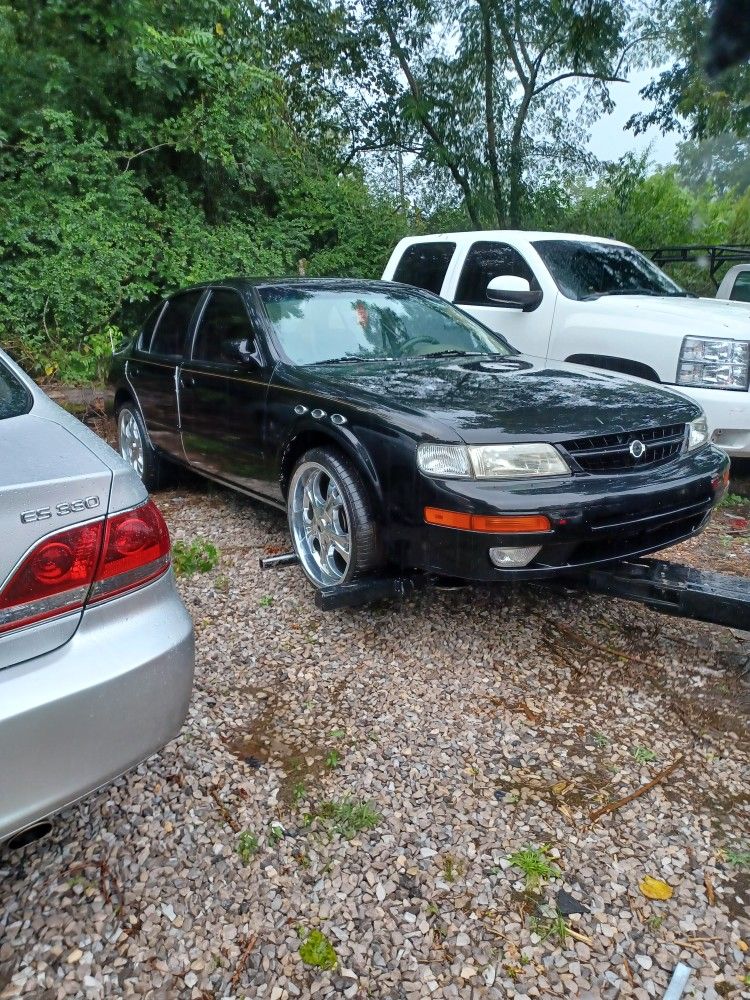 1999 Nissan Maxima