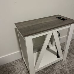 Farmhouse End End Table, Narrow side table with charging station 