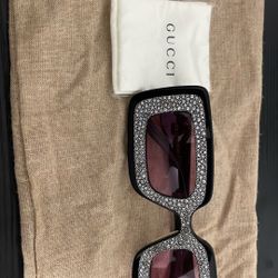 Gucci Shades And Bag 