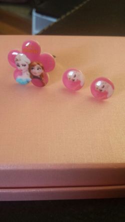 Frozen ring and earings set