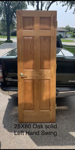 Solid Oak Door. Like New. Obo