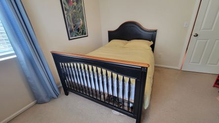 3-in -1 Bed (Crib, Toddler, Full)