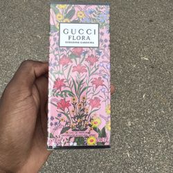 Gucci Flora Parfum