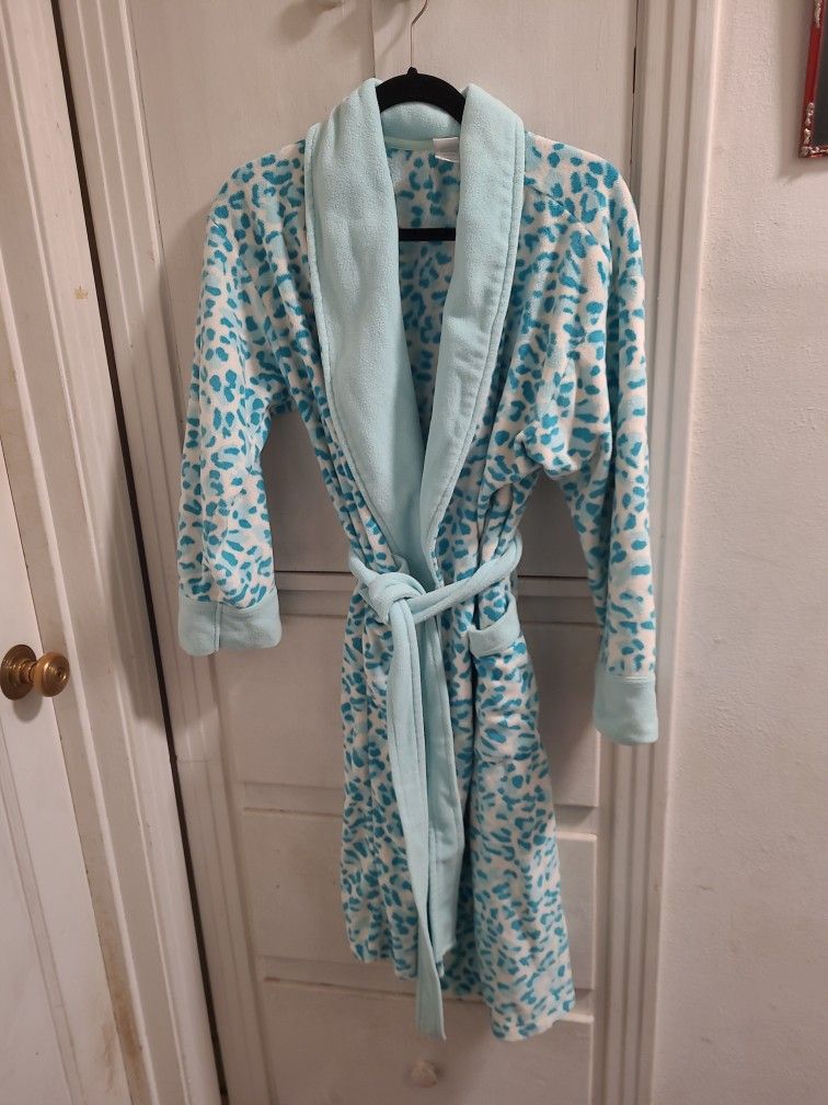 Women's Robe $2.99