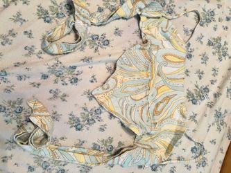 Paisley Print Spaghetti Strap Crop Top